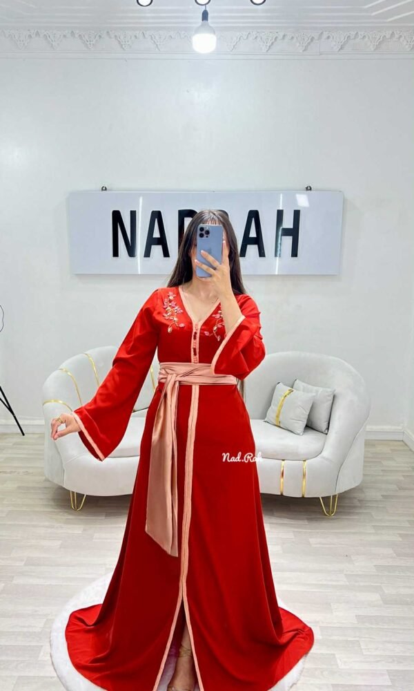 Alternative view of CAFTAN ALMOHRA