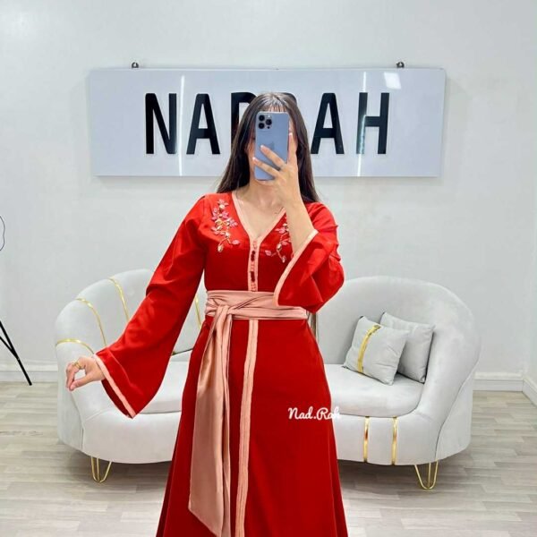 Alternative view of CAFTAN ALMOHRA