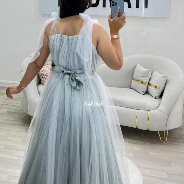 Alternative view of ROBE ROUFIA