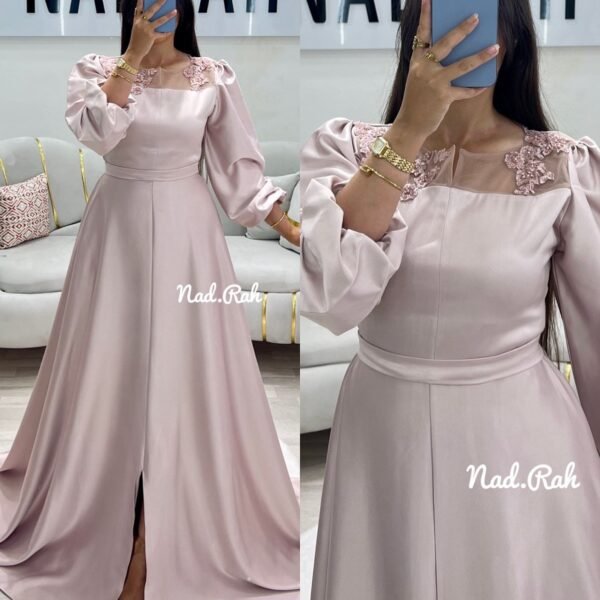 Alternative view of ROBE LILY