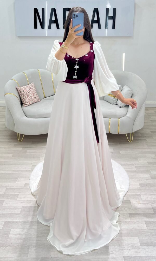 ROBE NARINE
