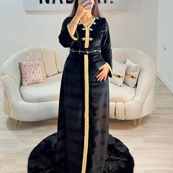 Alternative view of CAFTAN SHAM